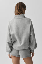 Alo Accolade 1/4 Zip Pullover - Athletic Heather Grey — image 2