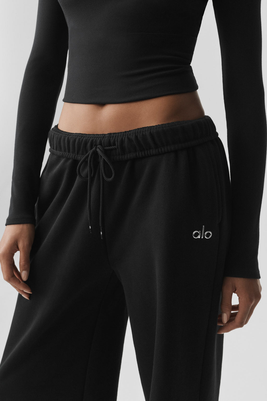 Accolade Straight Leg Sweatpant - Black — image 4